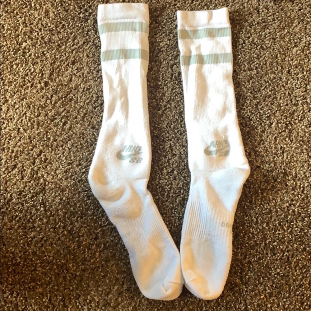 White Nike SB Dri-Fit Socks XL